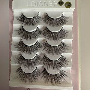 5 pairs of eyelashes, many styles